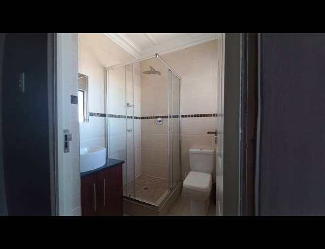 3 BEDROOM TOWNHOUSE TO LET IN SHELLYVALE